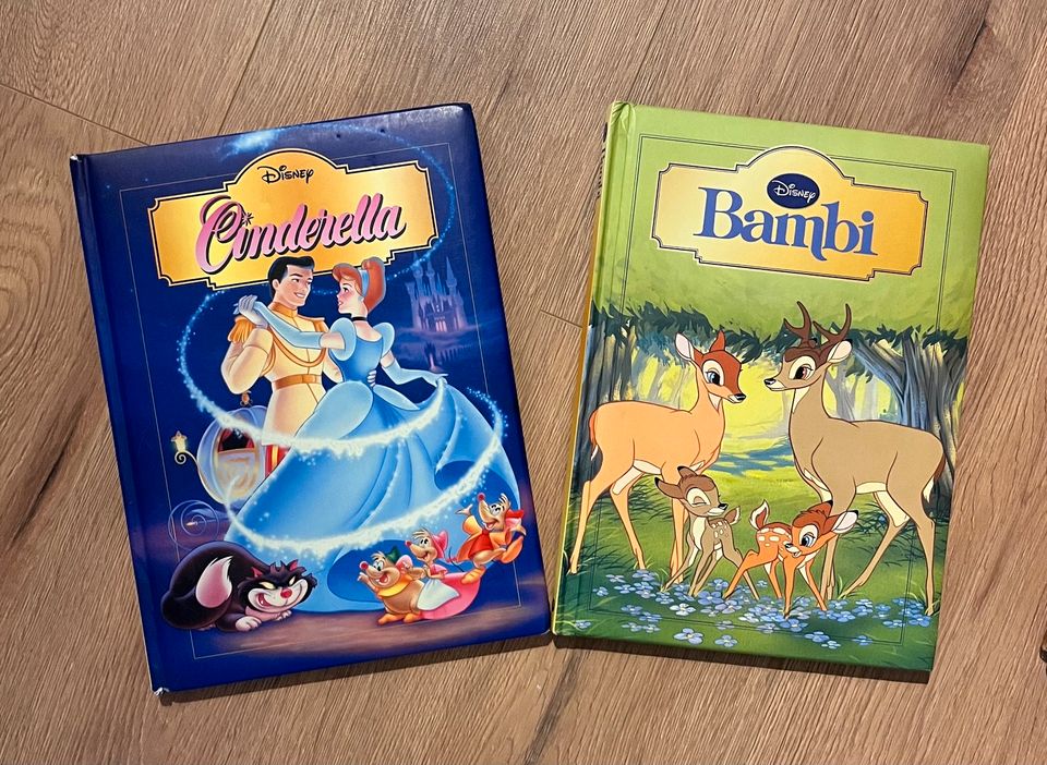 Disney Bücher Bambi und Cinderella in Erkelenz