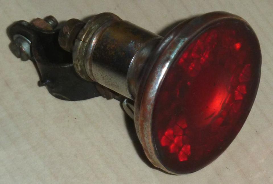 Oldtimer-Fahrrad - Strebenrücklicht, Rücklicht,Wanderer ua. in Memmingen