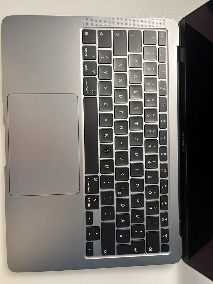 Apple MacBook Air M1 2020 in Nörten-Hardenberg