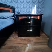 Nachtkommode Nachtschrank Nachttisch schwarz massiv Hessen - Brachttal Vorschau