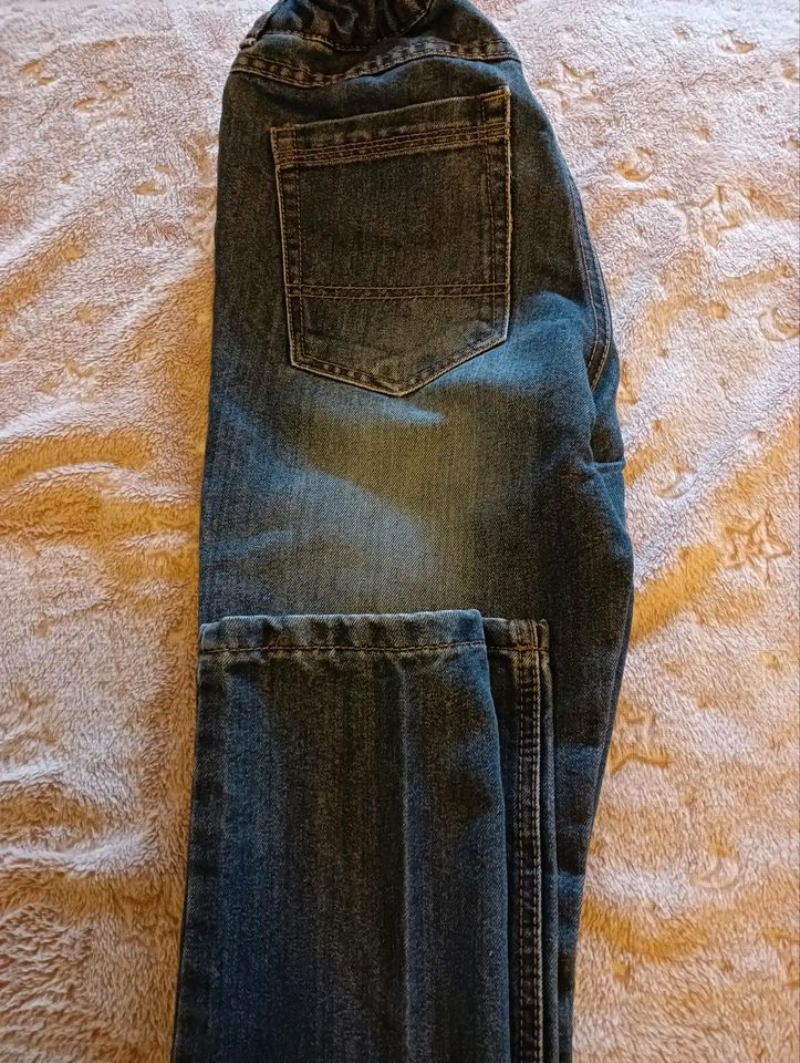 Jeans in Gr. 158 in Villingen-Schwenningen