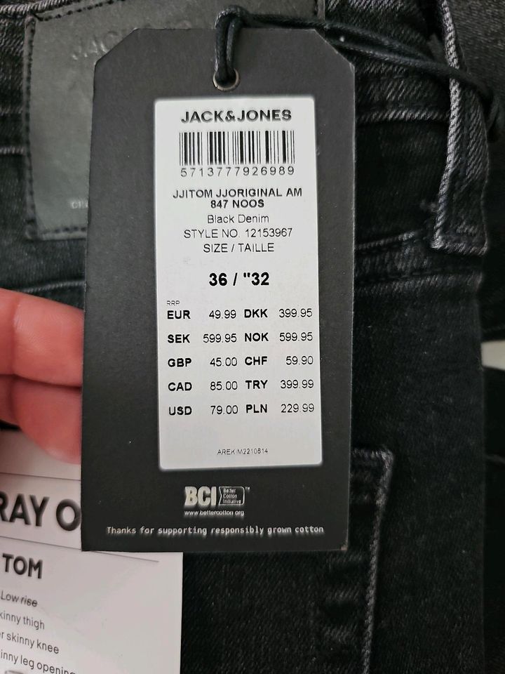 Jack and Jones hose in Essen