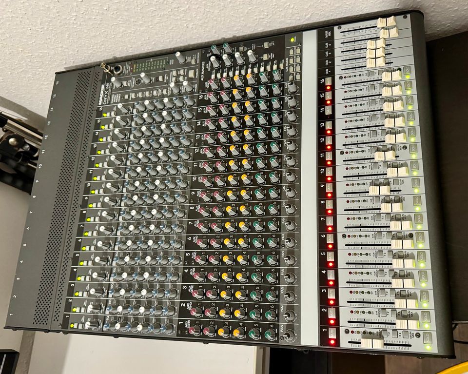 Mackie ONYX 1640i FireWire Mischpult 16 Kanal Recording Mixer in Stuttgart