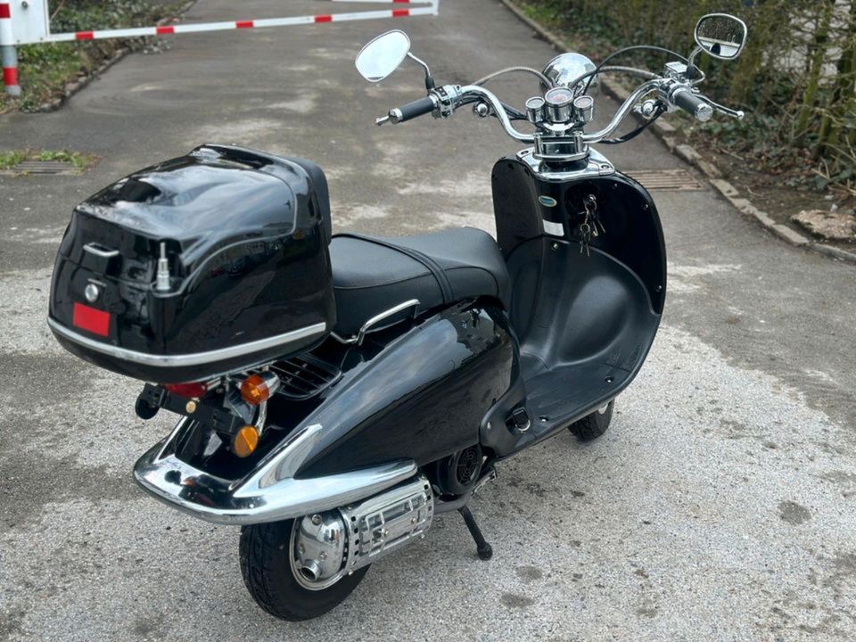 Retro Roller Firenze 125ccm in Weiterstadt