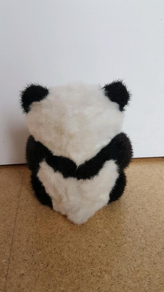 Panda mit Geräuschen Fur Real in Bremen