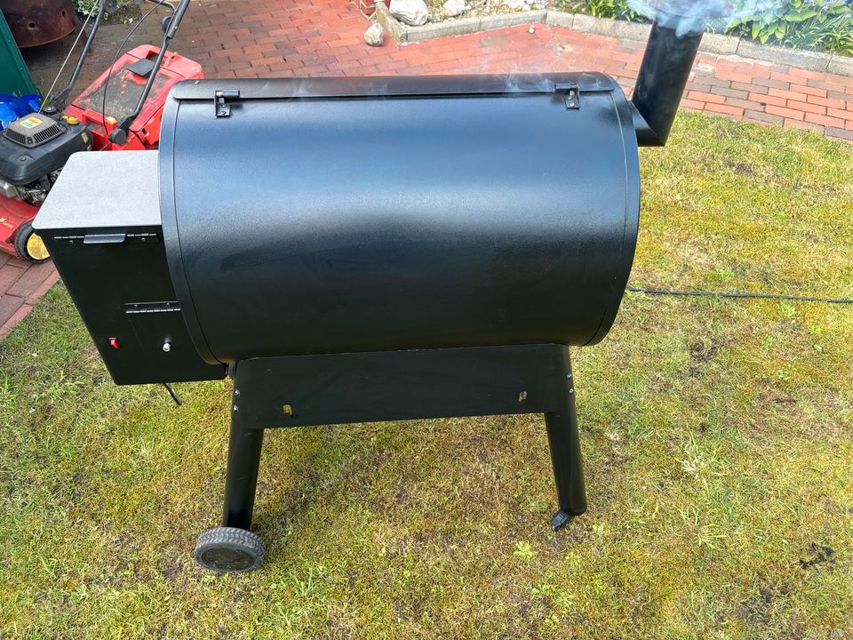 Traeger Pro 799 Pellet Smoker in Papenburg