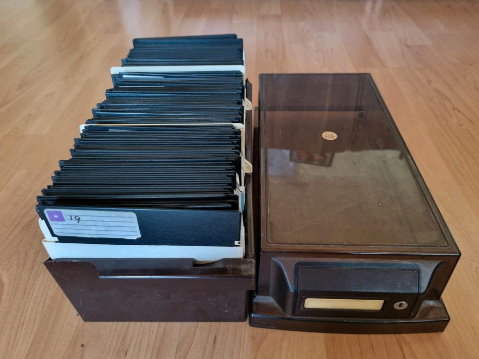 150 Commodore c64 Disketten ( 5,25 Disketten  ) in Neumünster