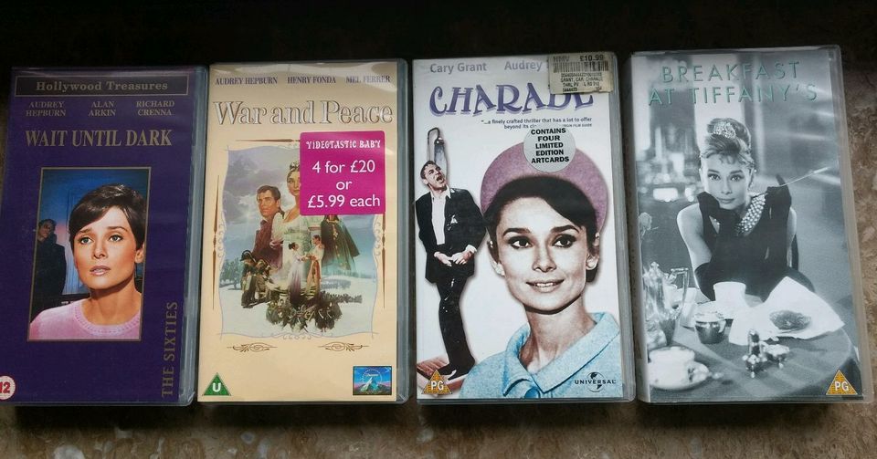 Audrey Hepburn, 4 Filme, VHS, englisch in Fulda