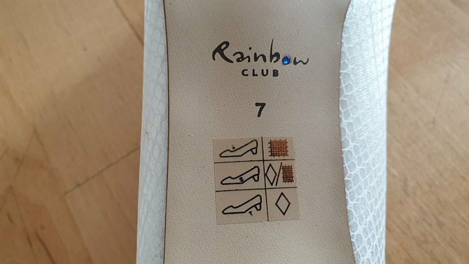 Brautschuhe von Rainbow Größe 40 in Ivory Satin in Blaubeuren