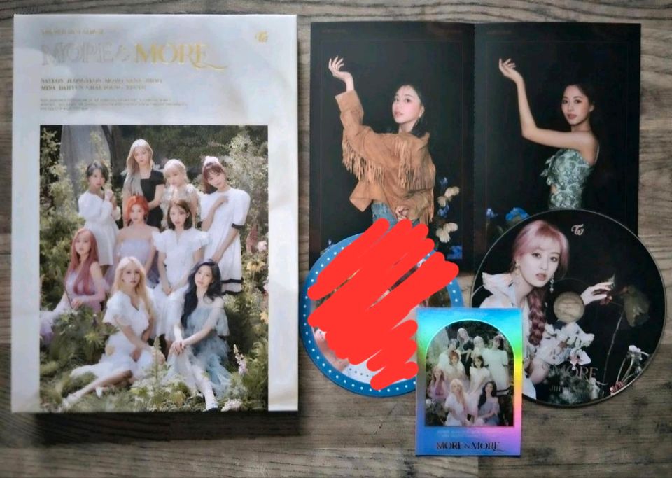 TWICE Jihyo Nayeon KPop K-Pop Album Monograph Photocard Set in Bochum