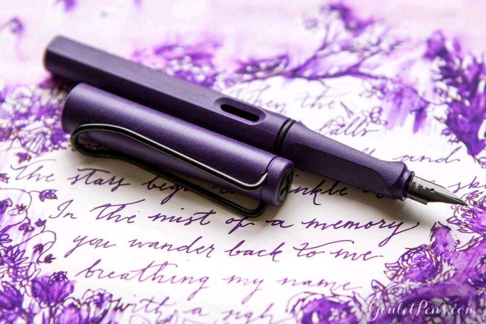 Lamy Safari Dark Lilac Limited Edition 2017 petrol Füller in Frankfurt am Main