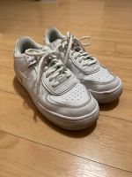 Nike Airforce Größe 40 weiß Hessen - Linden Vorschau