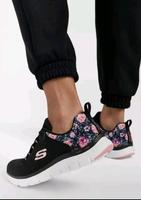 SUCHE diese Skechers (Flex Appeal 4.0) in Größe 38,5 oder 39 Hessen - Petersberg Vorschau