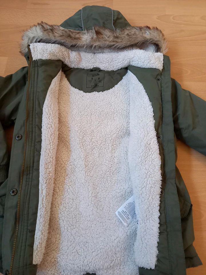 TOP! Parka Winterjacke Mantel Kapuze Fell *khaki* Innenfleece 116 in Witzenhausen