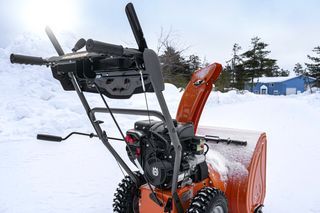 NEU Husqvarna ST 124 Antrieb 2-stufig 61 cm E-Start Schneefräse in Barntrup