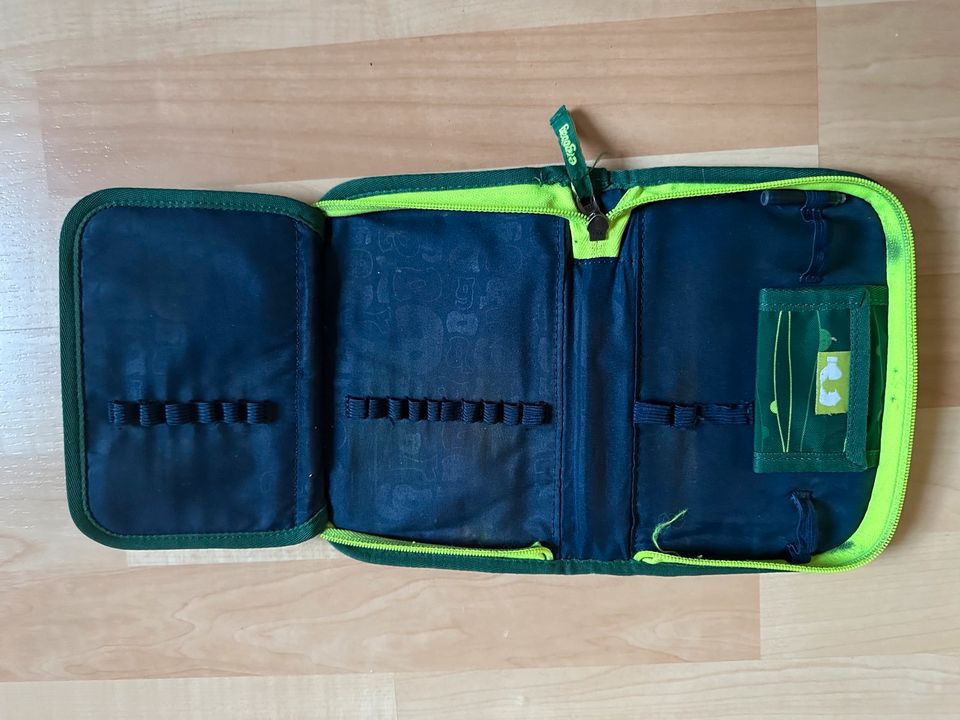 ergobag PACK Schulrucksack-Set „RambazamBär“ in Lommatzsch