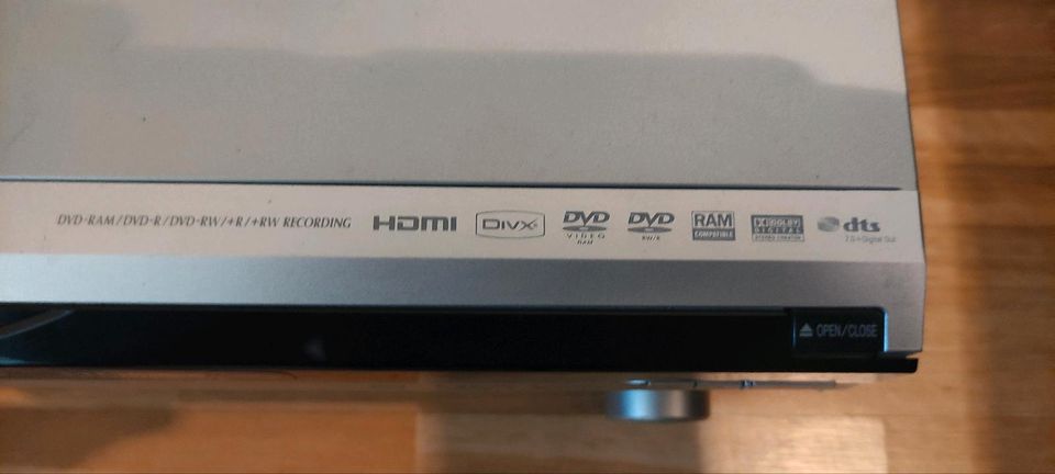Panasonic DVD-Rekorder HDD&DVD DMR-EH585 in München