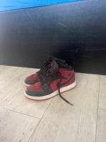 Air Jordan Jordans 1 38,5 schwarz rot Rheinland-Pfalz - Schönenberg-Kübelberg Vorschau