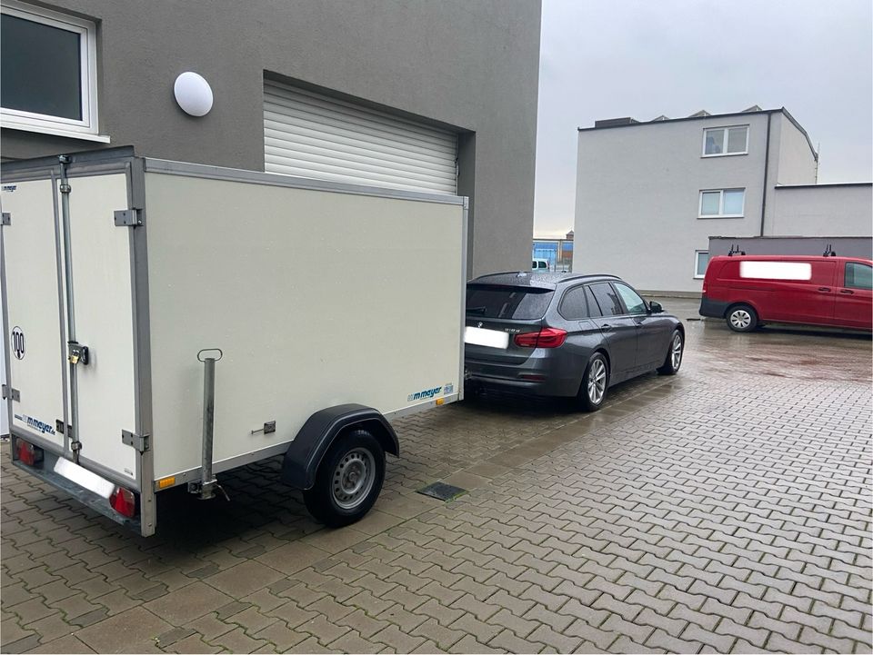 BMW 318D Touring Advantage in Bornheim