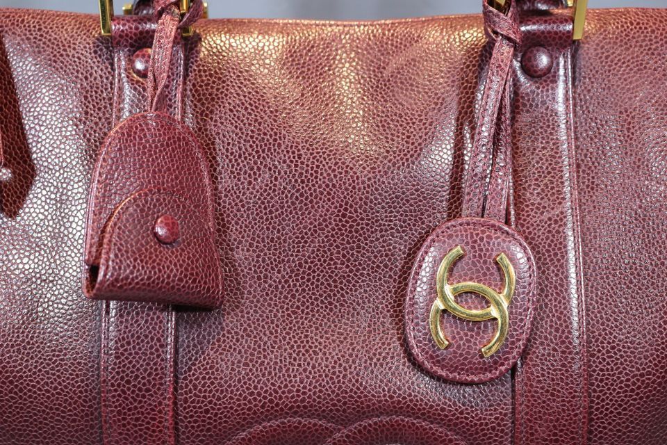 Vintage Chanel Caviar Skin CC Boston Bag Handtasche Bordeaux Rot in Düsseldorf