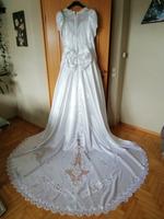 Brautkleid Hochzeit Prinzessinnen Stil Größe 42 Hessen - Freiensteinau Vorschau