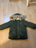 Winterjacke s.oliver Khaki Mädchen Steppjacke Daunenmantel Olive Nordrhein-Westfalen - Kaarst Vorschau