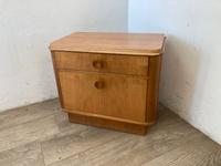 #A DDR Mid Century Nachttisch Nachtschrank Blumenhocker Holz 60er Sachsen - Burgstädt Vorschau