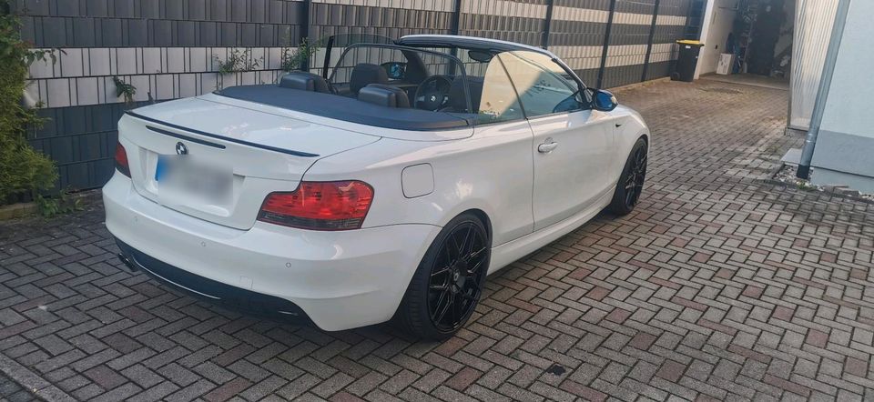 Bmw 1er e88 M Paket in Pforzheim