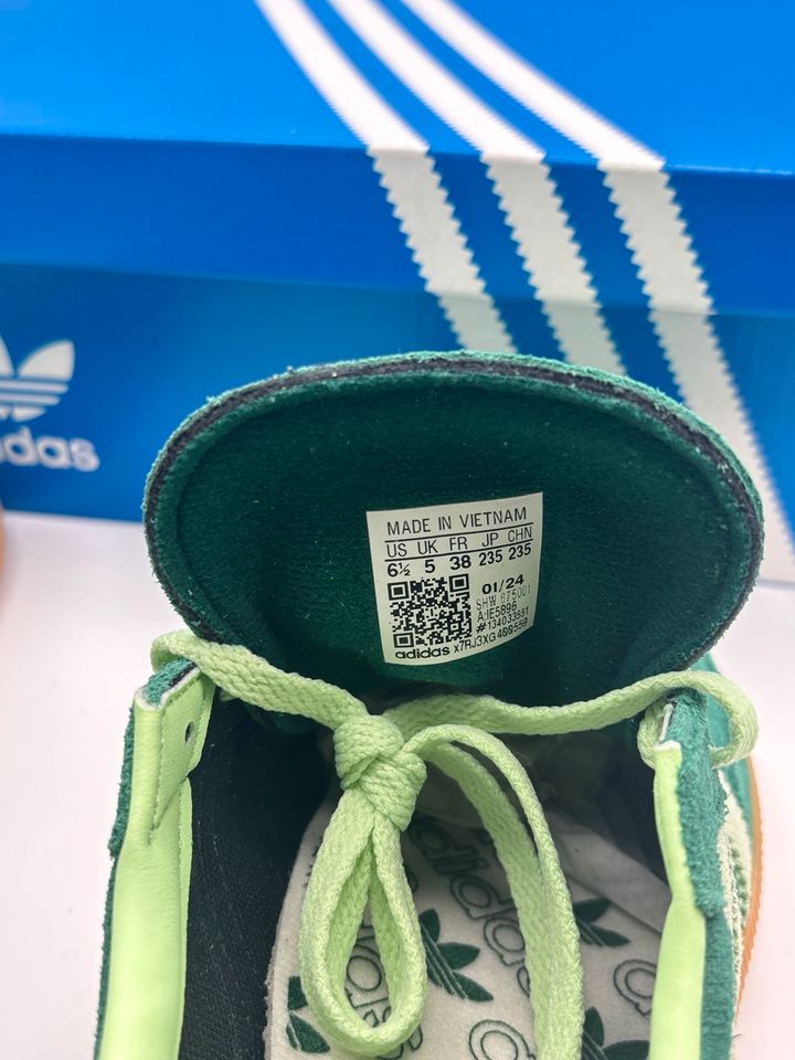 Adidas Handball Spezial „Collegiate Green“ EU37 1/3-40 2/3I NEU in Uetersen