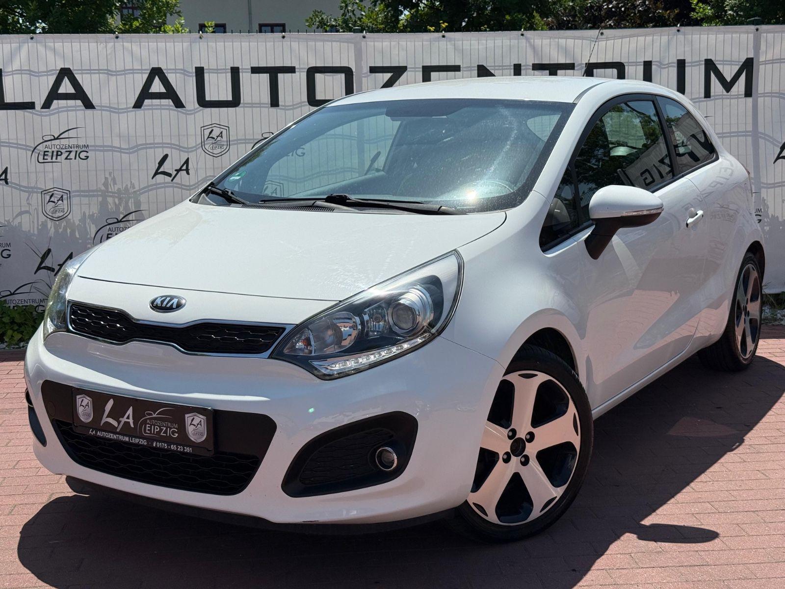 Abbildung des Autos Kia Rio Spirit *LENKRADH…