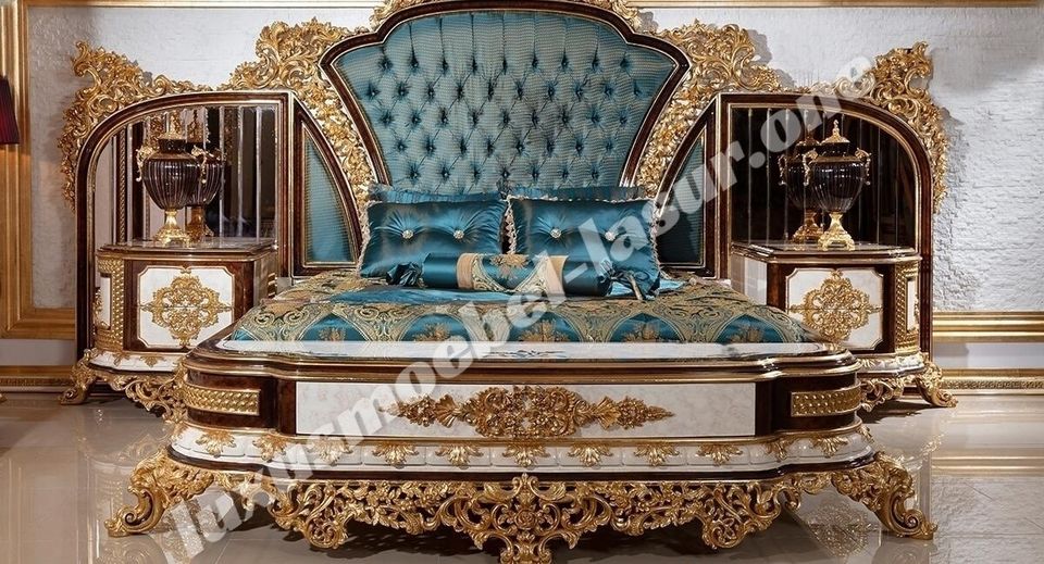 Barock Schlafzimmer Luxus Möbel Bett Schrank Kommode Nachttisch in Essen