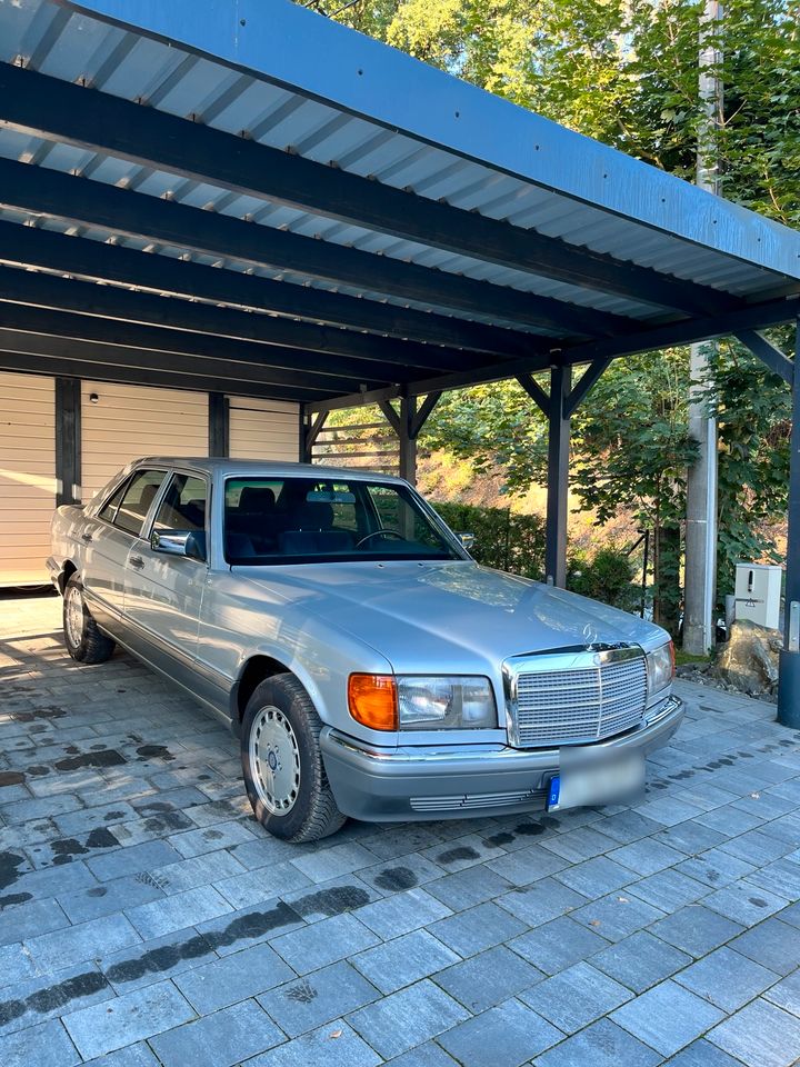 Mercedes W126 300SE Top Zustand in Adorf-Vogtland