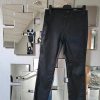 Comma Hose Modell June slim fit Gr. 40 tiefschwarz Nordrhein-Westfalen - Geilenkirchen Vorschau