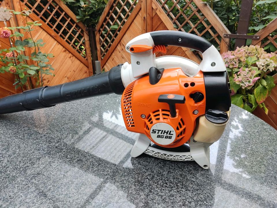 Stihl BG 86 Laubbläser Laubpuster optional Laubsauger in Niedersachsen