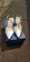 festliche Slingpumps in silber Gr. 40 Nordrhein-Westfalen - Moers Vorschau