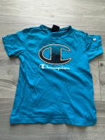 Champion T Shirt blau Größe 128 Thüringen - Langenwetzendorf Vorschau