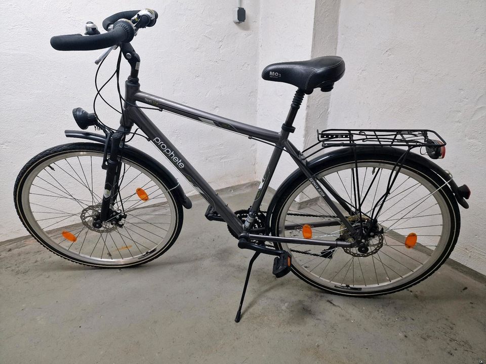 2x Trekkingbike Propheten Travel 500 Damen 26" /Herren 28" in Gründau