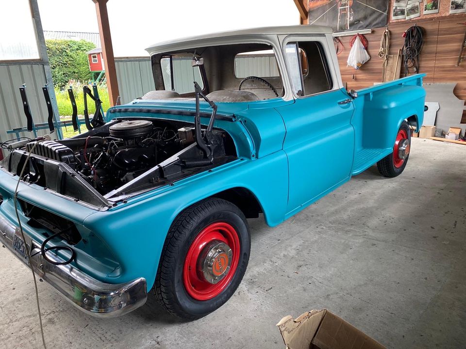 GMC Pickup Truck Stepside Serie 2500 5L Big Block V6 in Breisach am Rhein  