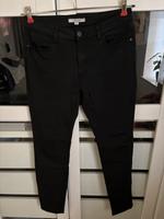 June Skinny fit Comma schwarz Größe 38 Leipzig - Leipzig, Zentrum-Nord Vorschau