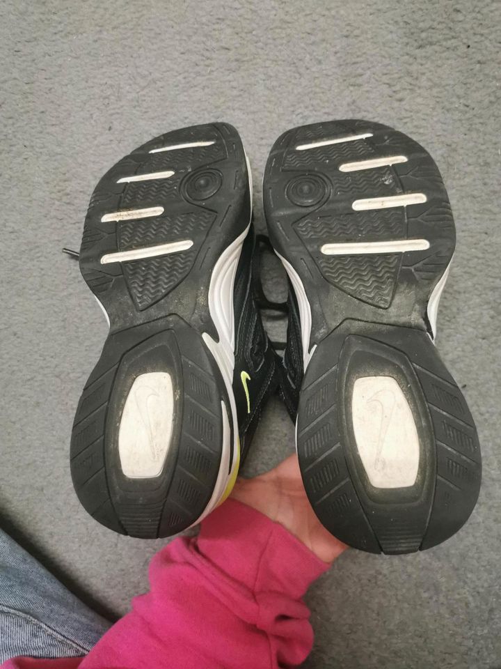 Verkaufe meine schwarzen Nike Turn Schuhe größe 36.5 in Sonthofen