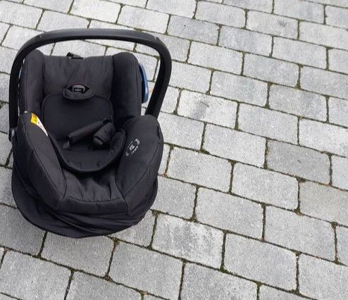 Maxi Cosi Babyschale Citi geringes Gewicht. in Adlkofen