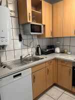 Küche mit neuer Spülmaschine, Ofen und neuer Mikrowelle Duisburg - Duisburg-Mitte Vorschau