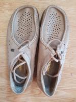 Leichte und weiche Damenschuhe Größe 39, beige Leipzig - Mölkau Vorschau