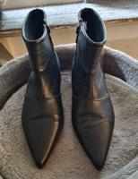 Stiefeletten gr.36, schwarz, sehr spitz. Berlin - Neukölln Vorschau