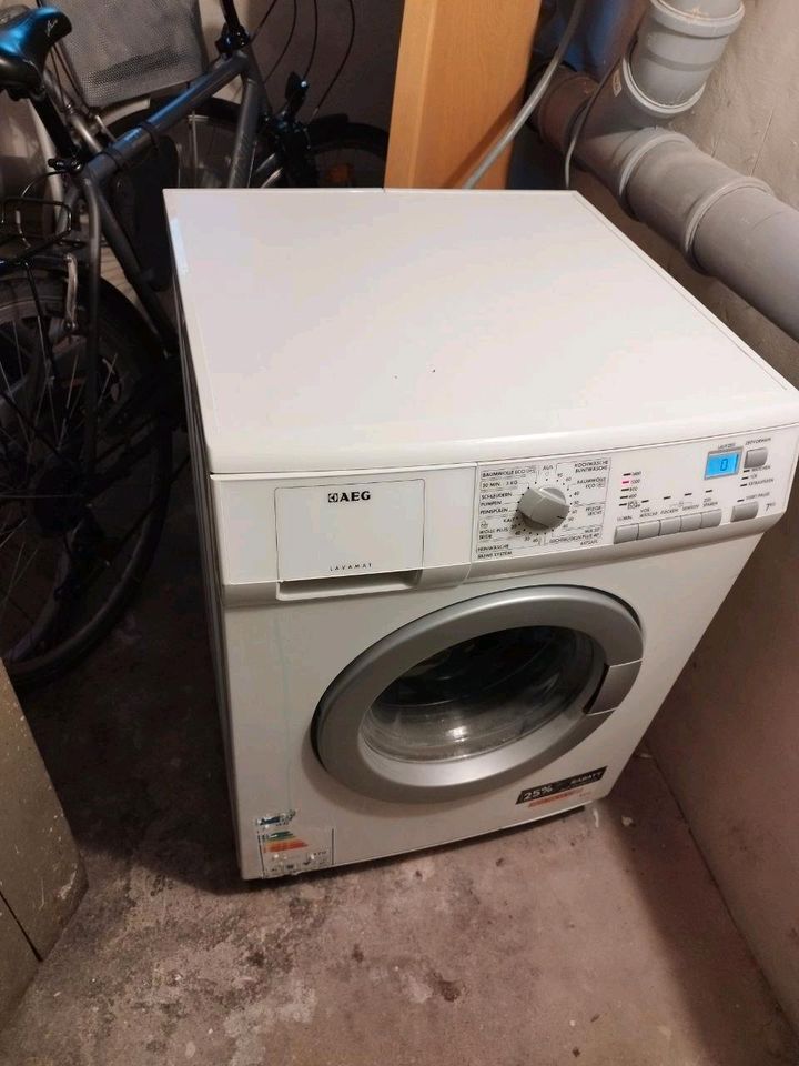 Ich verkaufe eine Waschmaschine. in einem guten Zustand in Gelsenkirchen