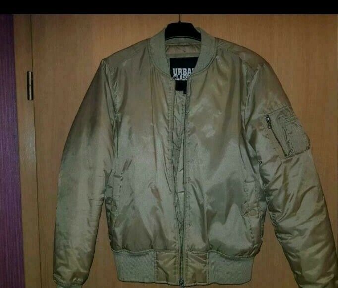 Bomber Jacke Urban Classics Gr.S ❤ in Lingenfeld