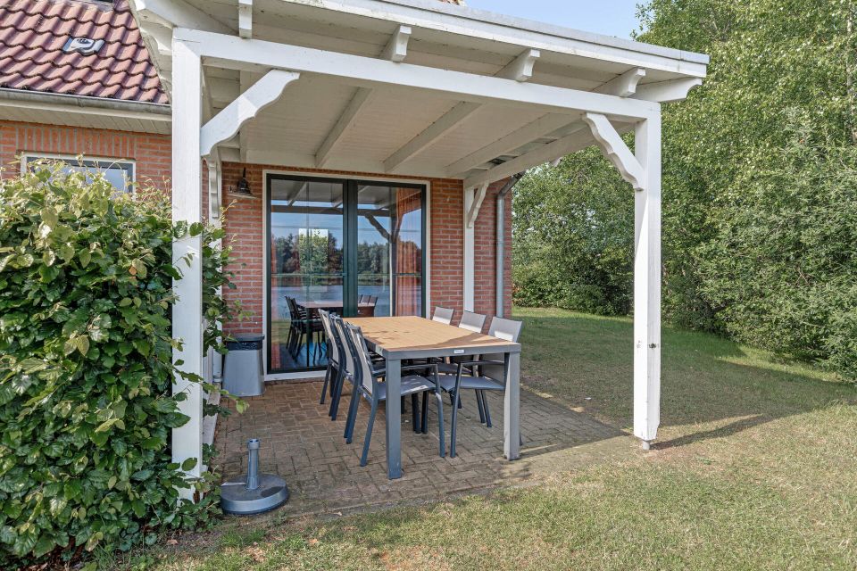 Niederlande: Genießen Sie vom Wasser und der Ruhe: schönes, freistehendes Ferienhaus!! in Nordenham