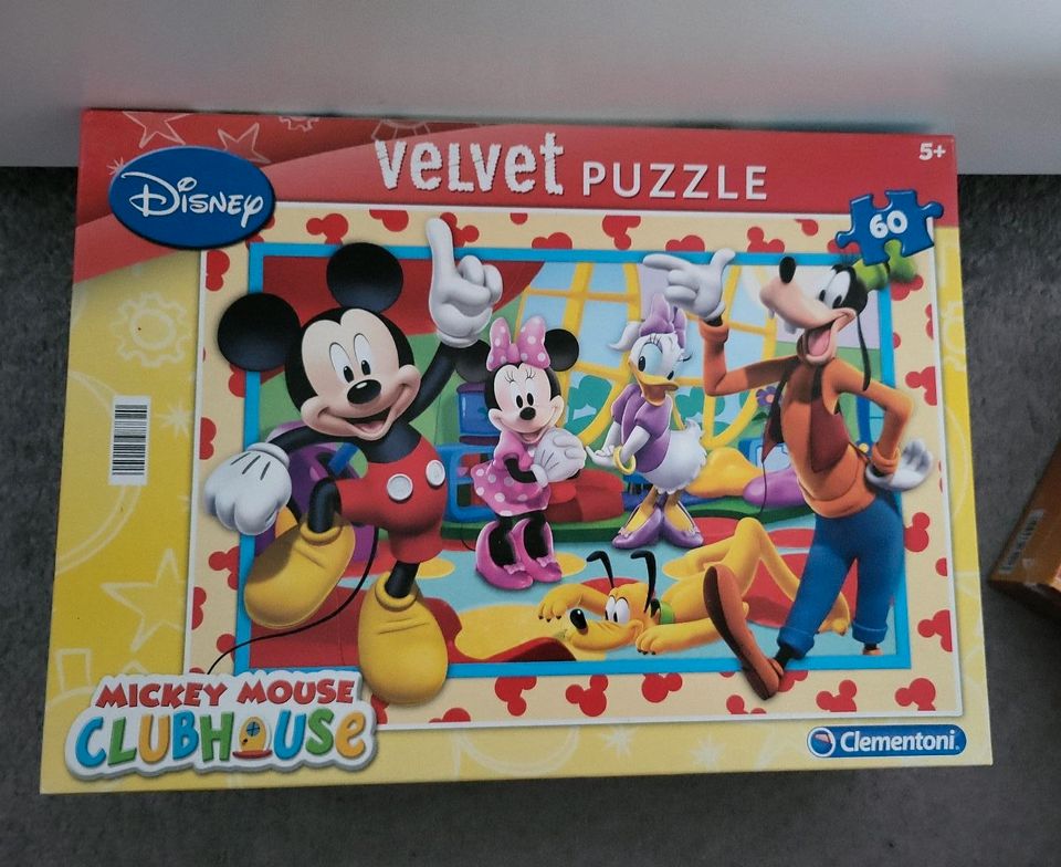 Puzzle Kinderpuzzle Schleich Eiskönigin Mickey Maus u.a. in Schiffdorf