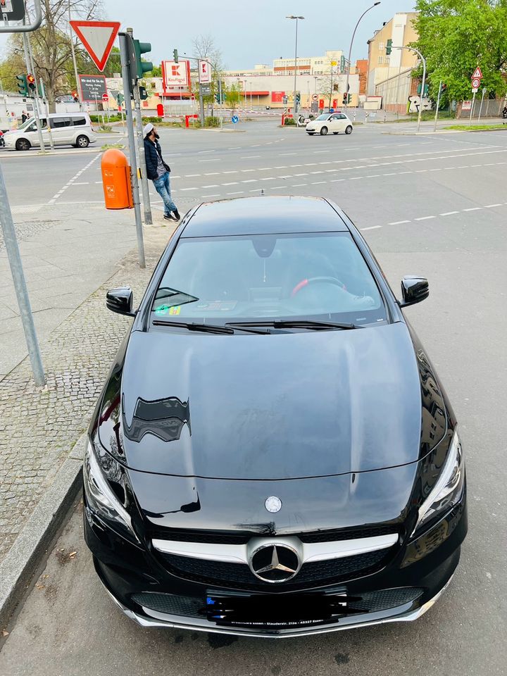 Autos mercedes benz cla bmw audi opel Volkswagen toyota in Berlin