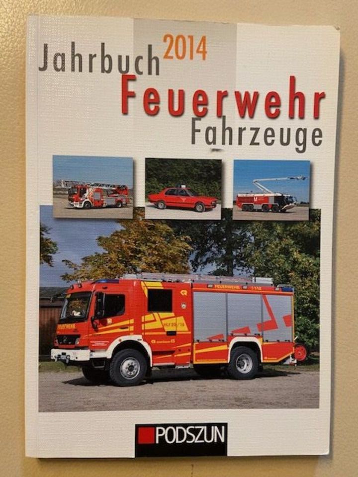 Jahrbuch 2014 Feuerwehr Fahrzeuge in Nürnberg (Mittelfr)